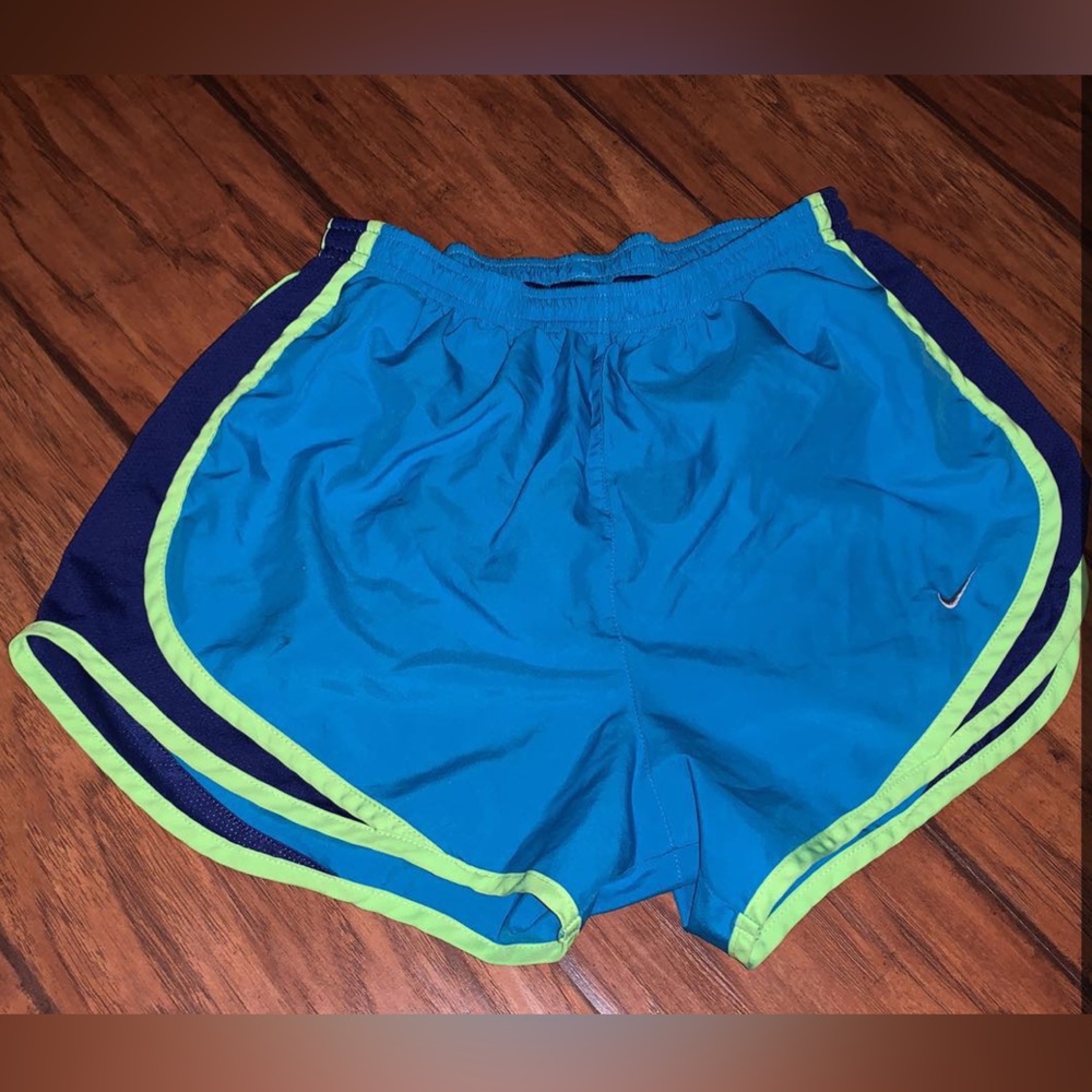 Nike woman’s shorts